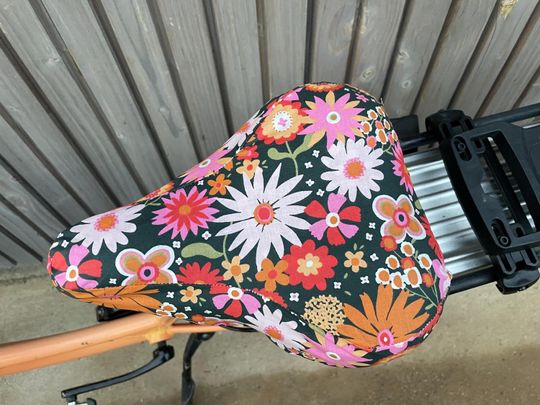 Waterproof bicycle seat cover