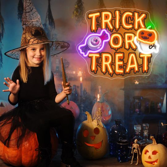 Trick OR Treat Halloween Neon Sign,Custom Led Neon Light Halloween Party Decor,Ghost Light Up Sign, Personalized Home Gift, Halloween Gift