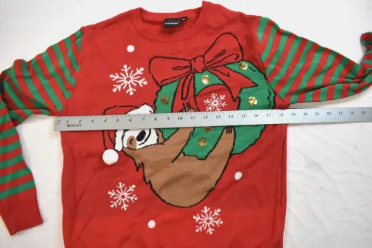 Mad Engine Juniors Sloth Hanging On Ornament Ugly Christmas Sweater  XL