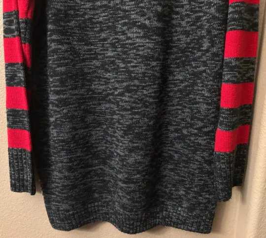 Women’s No Boundaries – Grey Cat Ugly Christmas Sweater