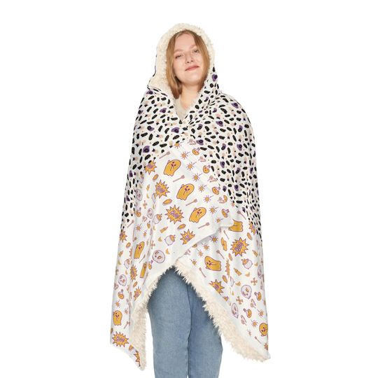 Halloween Ghost Blanket: Spooky Autumn Snuggle Throw