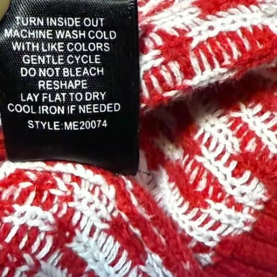 Ugly Sweater Christmas Party Llama 33 Degrees Pullover Red White Women Small