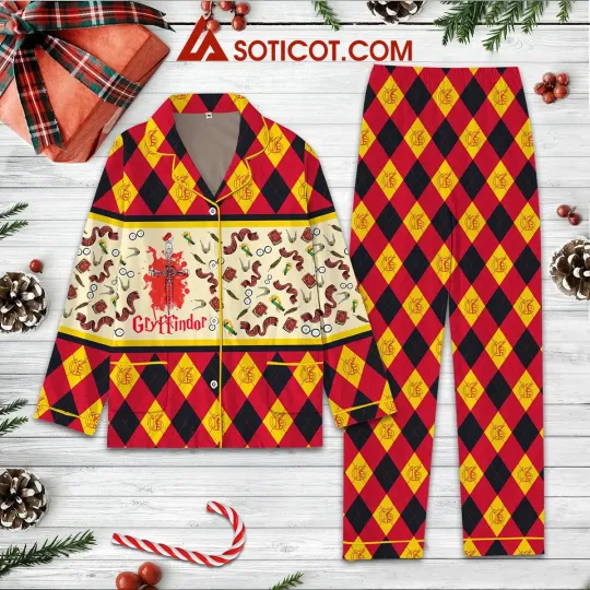 Harry Potter Gryffindor Where Dwell The Brave At Heart Christmas Silk Pajamas Se