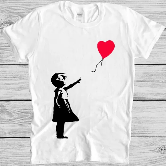 Discover Banksy Girl Hearth Love Balloon Meme Cool Gift Top Tee T Shirt M1127