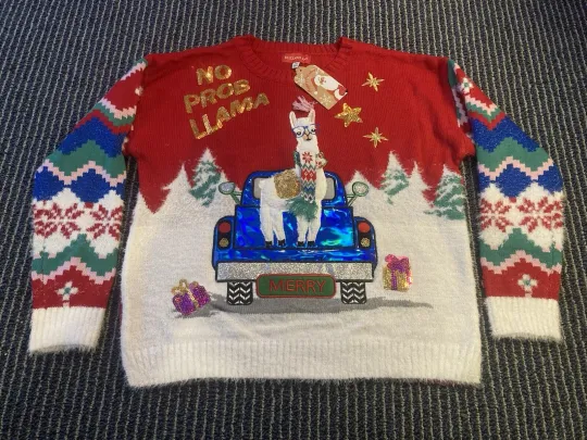 Women’s Medium No Prob Llama Christmas Xmas Pickup Truck Ugly Sweater