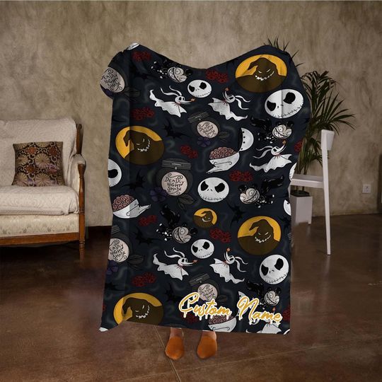 Discover Custom Name Horror Skull Blanket, Funny Bat Halloween Blanket, Personalized Black Blanket, Fall Home Decor, Halloween Party Gifts.