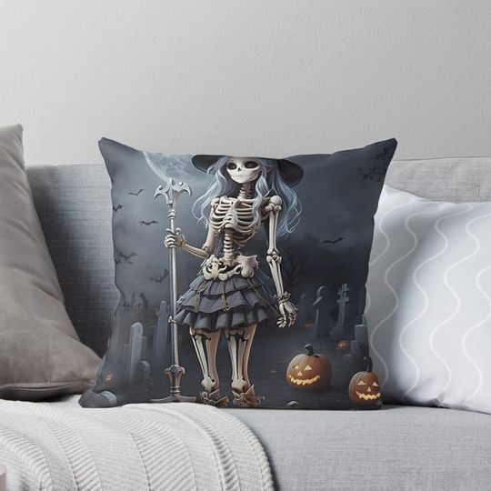 Discover Princess of halloween Pillow