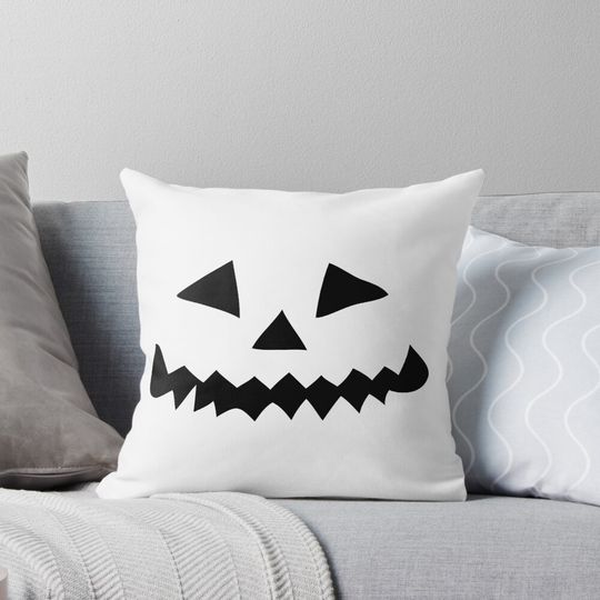 Discover Halloween Pumpkin Face (Halloween costume) Pillow