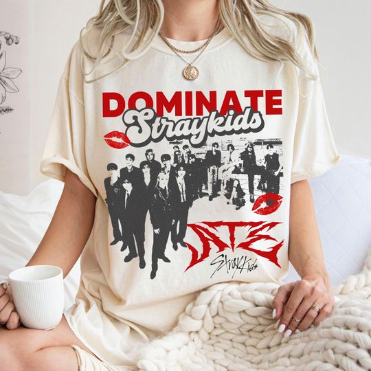 Stray Kids Domin Ate Tour Retro Vintage T-Shirt