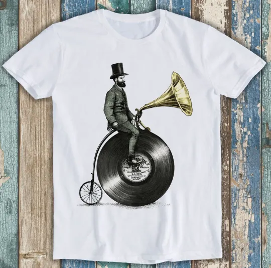 Discover Music Man Gramophone Bike Unisex Retro T-Shirt