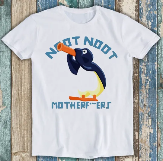 Discover Noot Noot Meme Penguin Funny Gift T-Shirt
