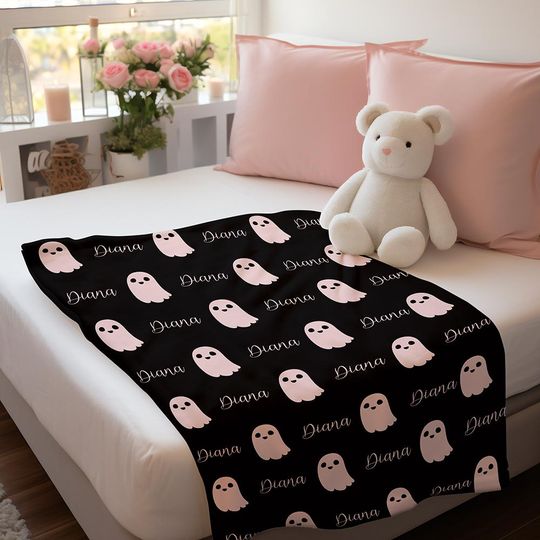 Discover Personalized Ghost Blanket: Flannel Halloween Throw for Kids