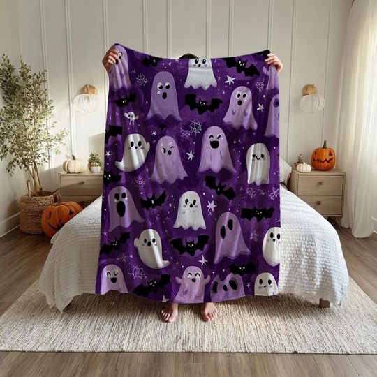 Discover Purple Ghost Halloween Plush Blanket, Cozy Fall Throw, Perfect for Spooky Decor & Parties, Halloween Decor, Gift for Teenager Creepy Blanket