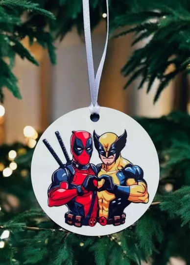 Discover Deadpool And Wolverine Heart Hand Sign Besties Superhero Xmas Circle Ornament