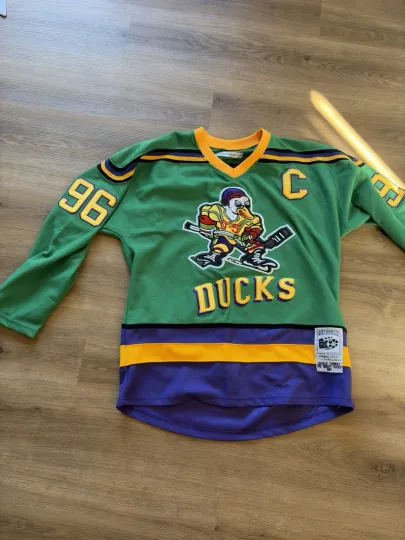 Discover Mighty Ducks Hockey Jersey Mens L D-5 Patch Sewn Chalrie Conway #96 Movie