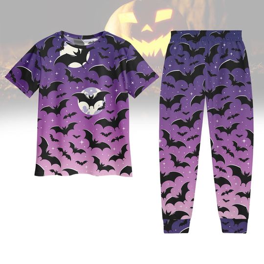 Purple Bats Moon T-Shirt Pants Set, Halloween Night Sky Pajamas, Spooky Costume Sleepwear Loungewear Outfit, Halloween Gift For Mom