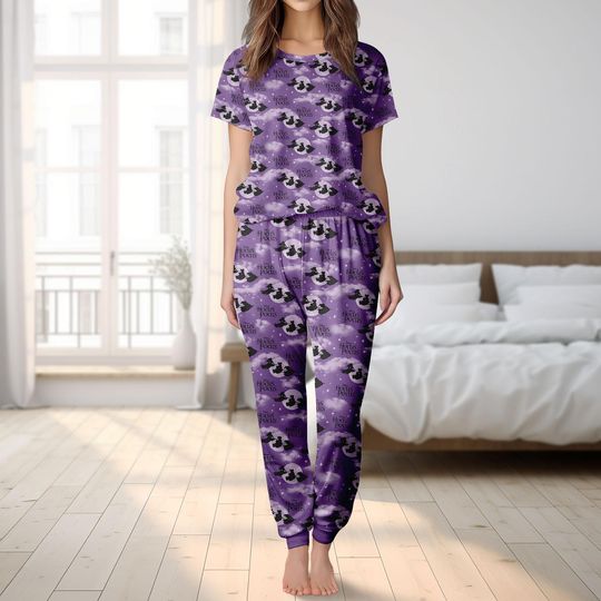 Discover Disney Hocus Pocus T-Shirt Pants Set, Haunted Mansion Halloween Outfit, Disney Halloween Pajamas Sleepwear, Halloween Pjs Gift For Her