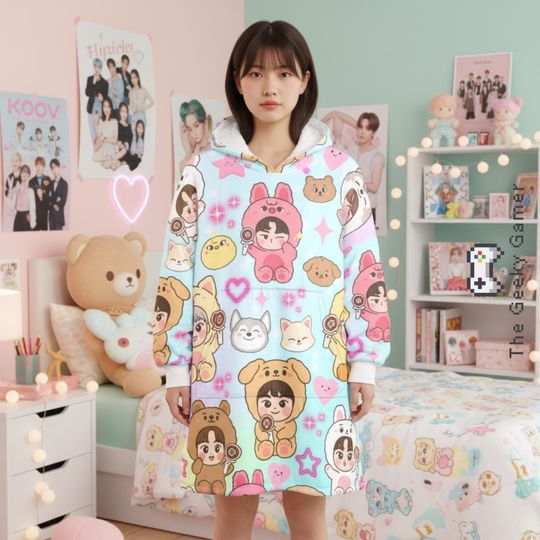 Discover Kpop Kawaii Hooded Blanket