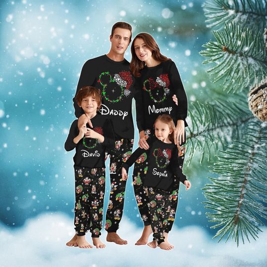 Discover Mickey Wreath Family Christmas Pajamas, Disney Mickey Xmas Kid Pjs, Matching Disney Pajamas Set, Cute Santa Hat Holiday Sleepwear