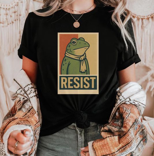 Discover Resist Frog Protest Shirt, Portland Art Tee, Retro Activist Graphic T-Shirt, Political Satire Apparel