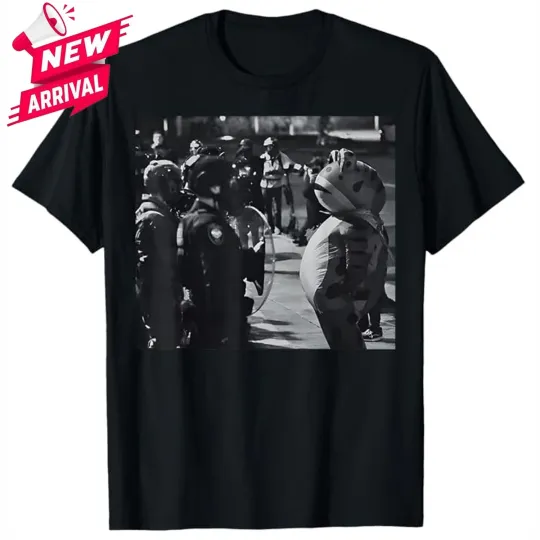 Discover Portland Frog Protest T-Shirt - All Size