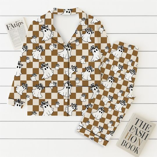 Checkered Ghost Pajamas Set, Retro Halloween Sleepwear, Cute Cow Print Bow Ghost Loungewear, Brown Beige Fall Nightwear For Women And Men