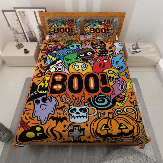 Discover Vintage Halloween Quilt Bedding Set: Spooky Monster & Pumpkin Decor