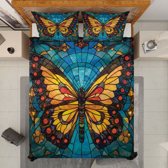 Discover Vintage Butterfly Quilt Bedding Set: Retro Christmas Blanket