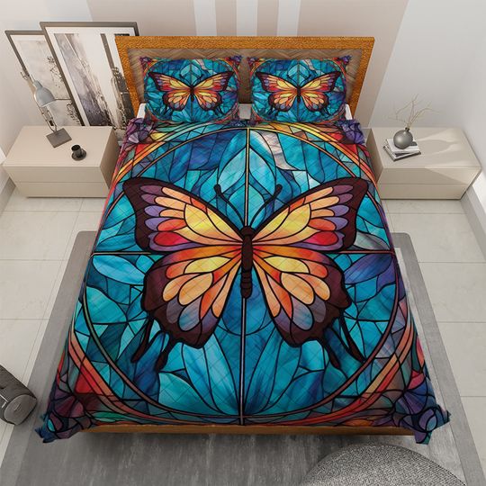 Discover Butterfly Quilt Bedding Set: Vintage Monarch Design