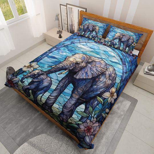 Discover Vintage Elephant Quilt Bedding Set: Abstract Wildlife Design