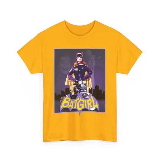 Batgirl 66 T-Shirt - Yvonne Craig - DC Comics - 1960s TV - Batman, Bruce Wayne