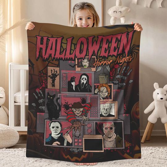 Discover Retro Horror Characters Halloween Movie Blanket, Horror Nights 2025 Fleece Blanket