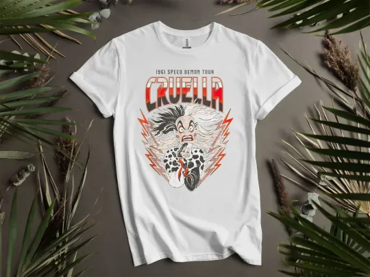 Discover Disney Villains Cruella De Vil 1961 Speed Hoodie T-Shirt Unisex