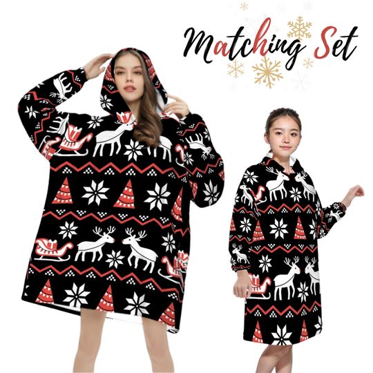 Mommy and Me set, Warm hoodie blanket. Christmas print. Gift for daughter. Winter soft clothes.