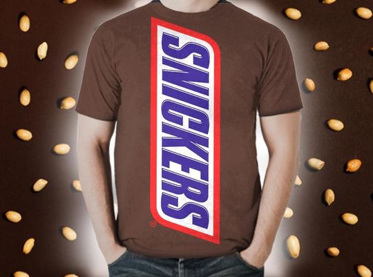 Discover Chocolate Peanut Energy Bar Snickers Group Halloween T-Shirt