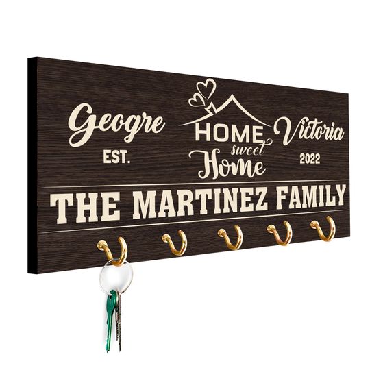 Personalized Wooden Wall Key Holder - Customized Couple Names Vintage Printed Organizer
