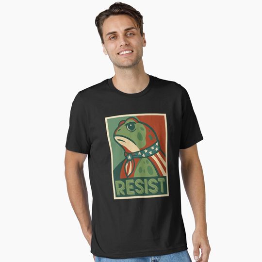 Discover Resist Portland Frog Protest,Anti ICE Anti Fascism Vintage Activist , Resistance Essential T-Shirt
