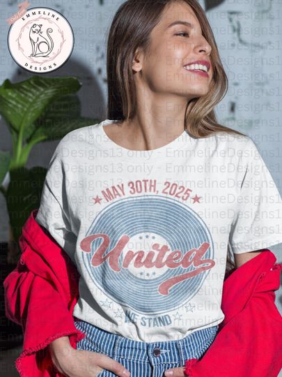 Discover Vintage Independence Day Shirt, Patriotic Graphic Tee, Taylor Inspired Shirt. United We Stand, Gift for Music Lovers, Vinyl Record Design