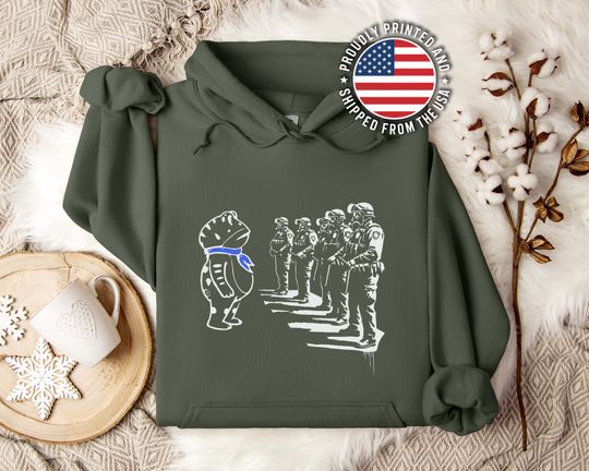 Discover Portland Frog Hoodie: Funny Portland Graffiti Style Hooded, Unisex Portland Resist Meme, Hands Off Portland & Stay Warm