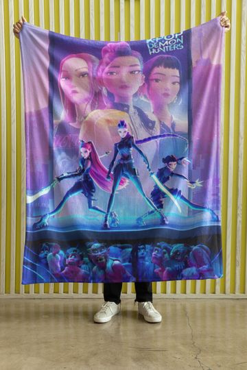 Discover K-Pop Demon Hunter Huntrix Blanket, Cozy Throw, Anime Lover Gift, Home Decor, Personalized Option, Great for Snuggling Up