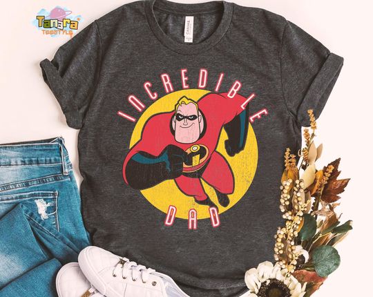 Discover Retro 90s Mr Incredible Dad T-Shirt, Disney Pixar Father's Day Gift, Unisex Graphic Tee, Perfect for Family Birthday