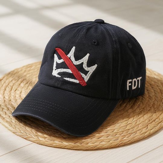 Discover No Kings in America Hat, Anti Trump Baseball Cap, Political Hat, Anti Maga Hat, Crown No Kings Hat, Washed Color Hat,  Nope Kings Hat