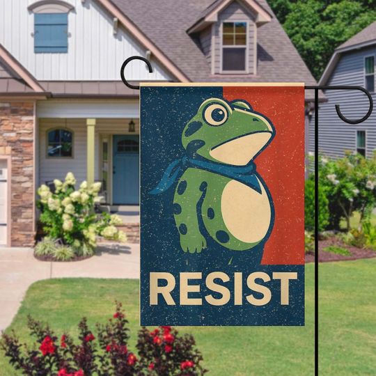 Resist Portland Frog Protest Garden Flag, Resist Frog ICE Garden Flag, Anti Establishment Deportation Resistance Flag, No Kings Flag 12x18"