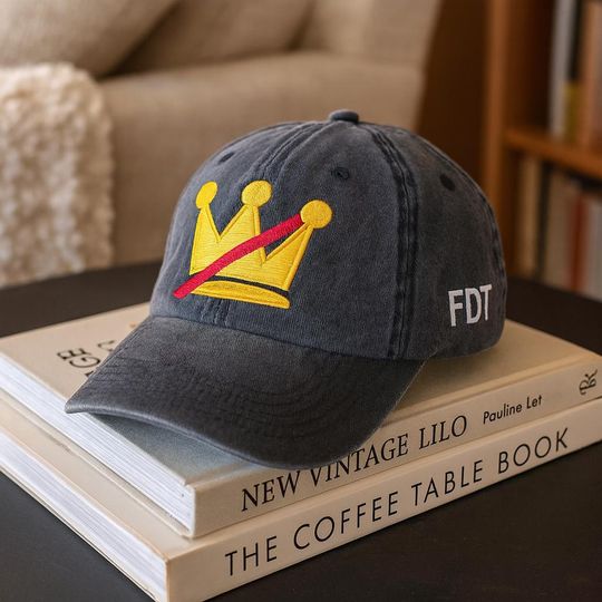 Discover No Kings in America Hat, Embroidered Anti Trump Hat, Political Protest Cap, Anti MAGA Hat, Crown No Kings Hat, Statement Baseball Cap