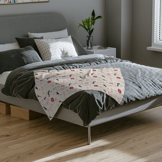 Taylorr Swifts Velveteen Minky Blanket Gift