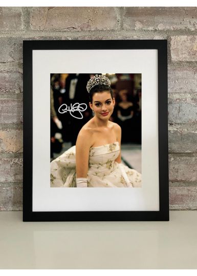 Discover Anne Hathaway The Princess Diaries Poster Photo Print with Reprint Autograph  Actress Collectible Movie Wall Art