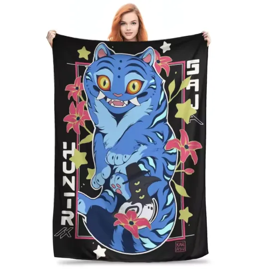 Discover KPop Demon Hunter Huntrix Blue Tiger Derpy Throw Blanket Super Soft Cozy & Warm
