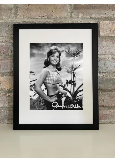 Discover Dawn Wells  Mary Ann from Gilligans Island Reprint Autograph Poster