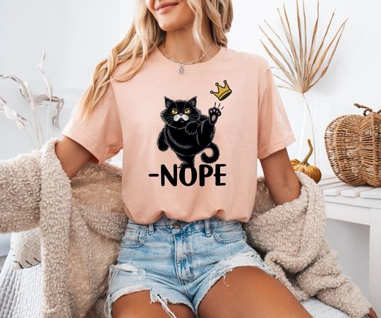Discover No Kings in America Black Cat Shirt, No Kings Shirt, Funny Political Meme T-Shirt, Patriotic Shirt, Lady Liberty Shirt, Social Justice Shirt