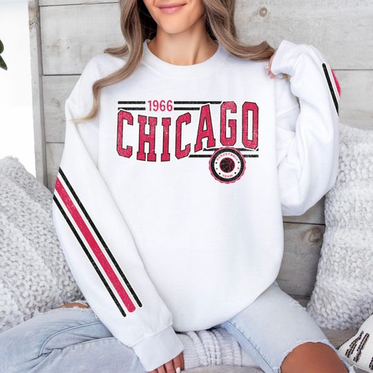 Discover Chicago Basketball Retro Unisex Sweatshirt, Bull Basketball Fan Gift, Crewneck Vintage Style Jumper, Sports Fan Apparel, Basketball Fan Gift